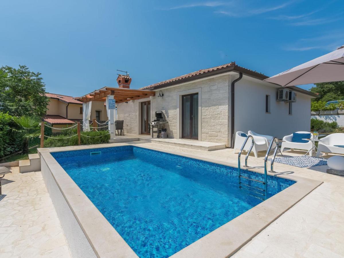Holiday Home Villa Joy By Interhome Novigrad  Екстер'єр фото