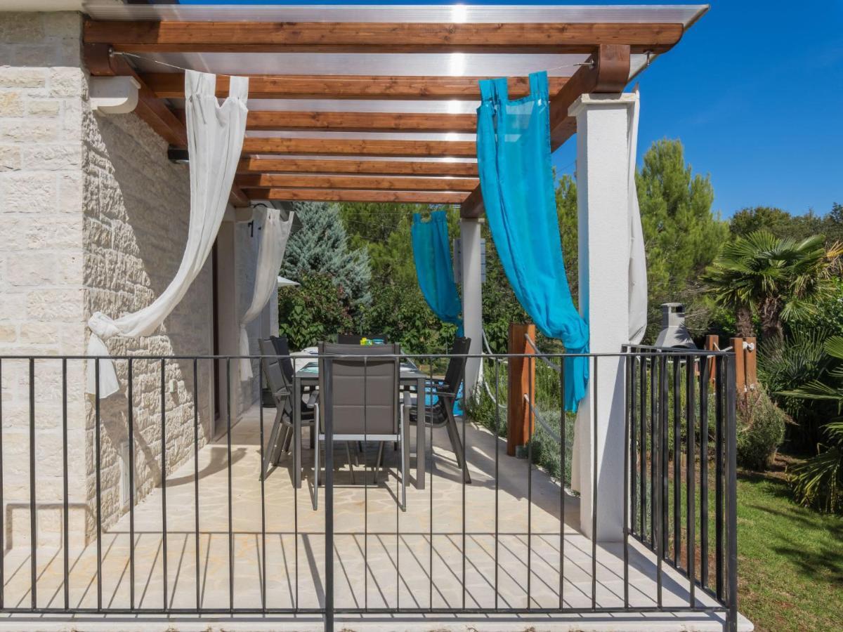 Holiday Home Villa Joy By Interhome Novigrad  Екстер'єр фото