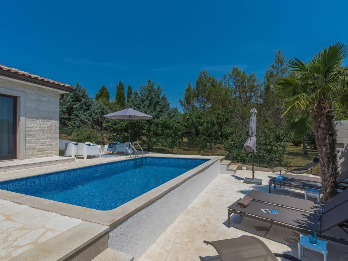 Holiday Home Villa Joy By Interhome Novigrad  Екстер'єр фото