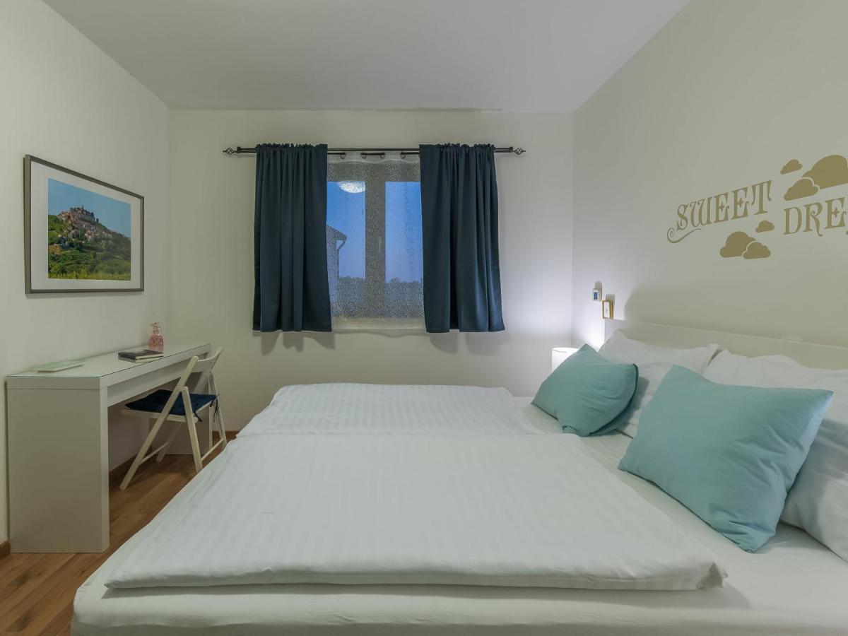 Holiday Home Villa Joy By Interhome Novigrad  Екстер'єр фото